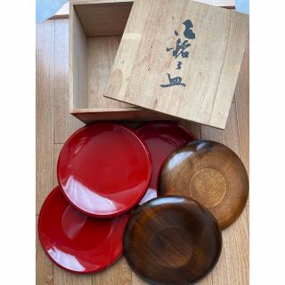 人気のファッションブランド! 朱塗 金蒔絵山水文 卵殻盃 時代箱付 V