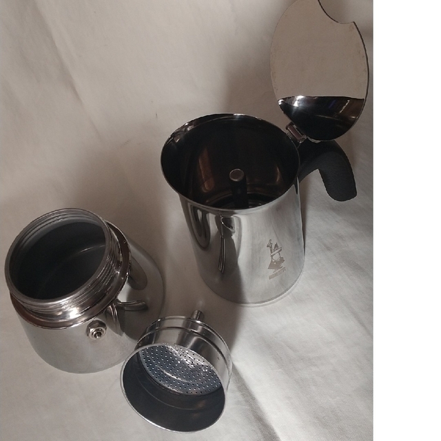 BIALETTI　Venus　６カップ用　オマケ付き インテリア/住まい/日用品のキッチン/食器(その他)の商品写真