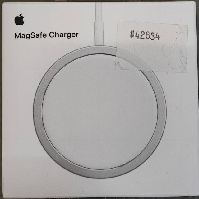 Apple(アップル)のMagSafe充電器 スマホ/家電/カメラのPC/タブレット(その他)の商品写真