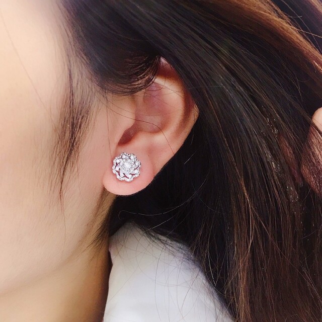 天然ダイヤモンドピアス0.55ct k18