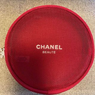 シャネル(CHANEL)のCHANEL BEAUTE シャネル　コスメポーチ　雪の結晶モチーフ(ポーチ)