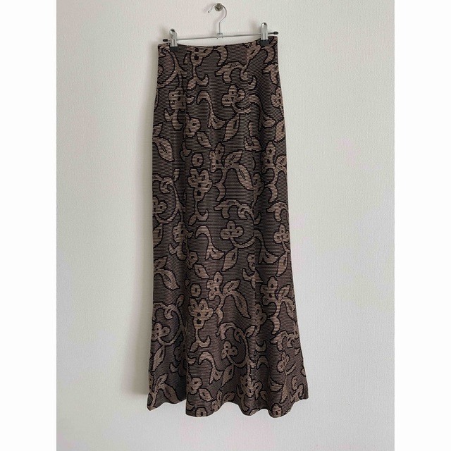 todayful 新品未使用 Jacquard Leaf Pencilskirt