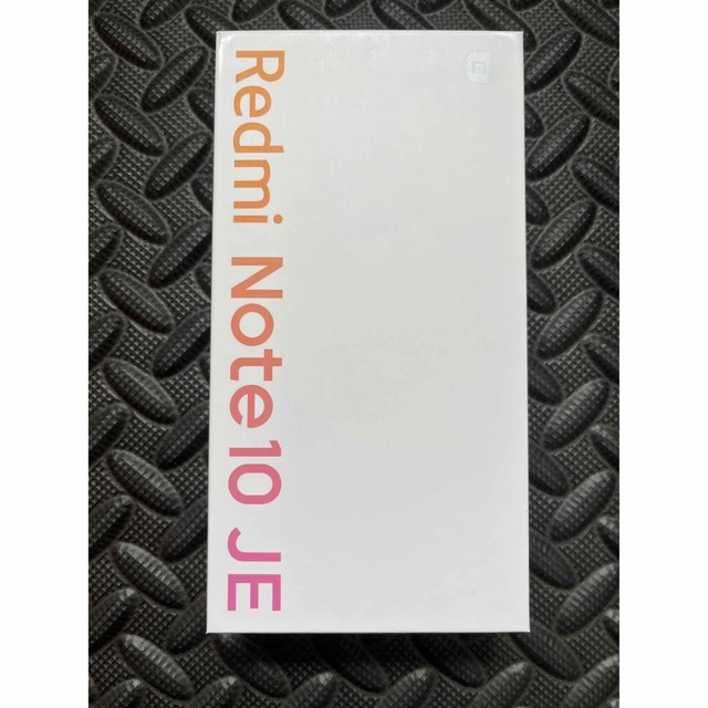 Redmi Note 10 JE SIMフリー　 スマホ/家電/カメラのスマートフォン/携帯電話(スマートフォン本体)の商品写真