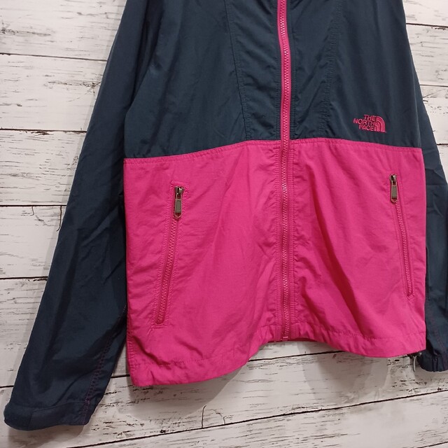 THE NORTH FACE(ザノースフェイス)のTHE NORTH FACE ザノースフェイス COMPACT JACKET レディースのジャケット/アウター(ナイロンジャケット)の商品写真