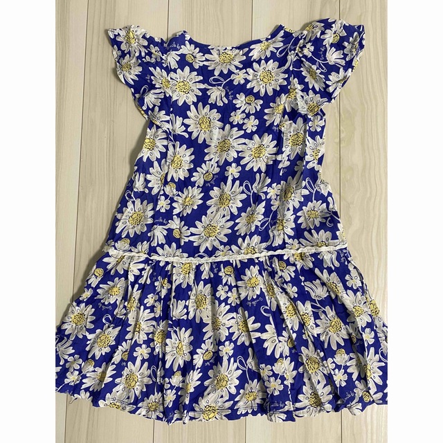 KP(ニットプランナー)のKP 花柄ワンピース　130 キッズ/ベビー/マタニティのキッズ服女の子用(90cm~)(ワンピース)の商品写真