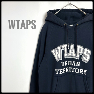 ダブルタップス(W)taps)のWTAPS ビッグロゴ　スウェットパーカー　ネイビー　裏起毛　ストリート系(パーカー)