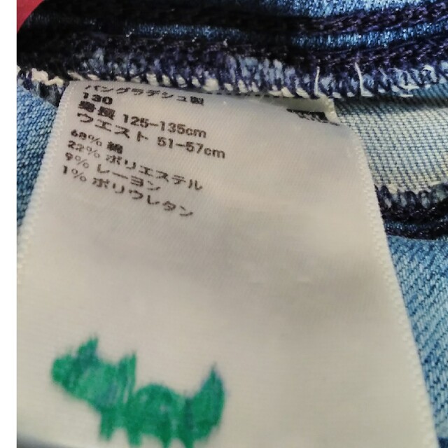 UNIQLO(ユニクロ)の130サイズ　デニムレギンスパンツ キッズ/ベビー/マタニティのキッズ服女の子用(90cm~)(パンツ/スパッツ)の商品写真