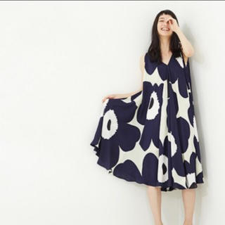 マリメッコ(marimekko)の週末限定値下げ★マリメッコシルクワンピース(ロングワンピース/マキシワンピース)