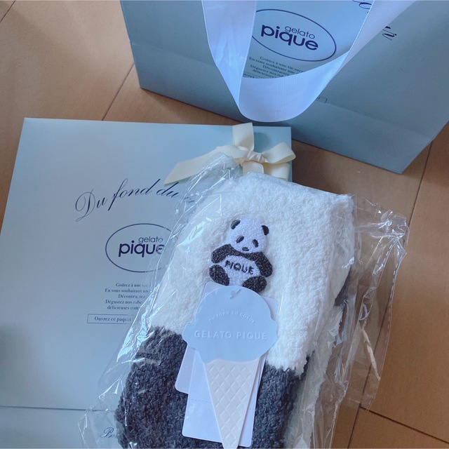 gelato pique(ジェラートピケ)の♡様専用🐼ジェラートピケもこもこ靴下 レディースのレッグウェア(ソックス)の商品写真