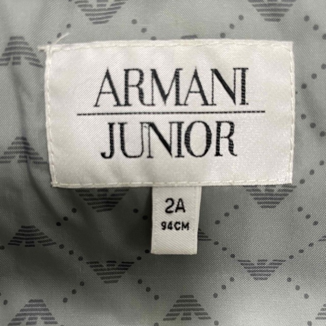 ARMANI JUNIOR(アルマーニ ジュニア)のARMANI JUNIOR アルマーニ ジュニア　ダウンコート　94cm キッズ/ベビー/マタニティのキッズ服男の子用(90cm~)(ジャケット/上着)の商品写真