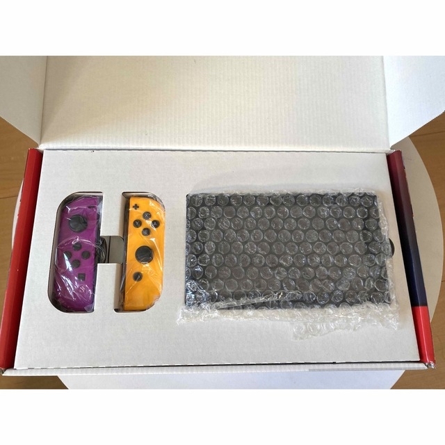 美品 Nintendo Switch バッテリー強化型