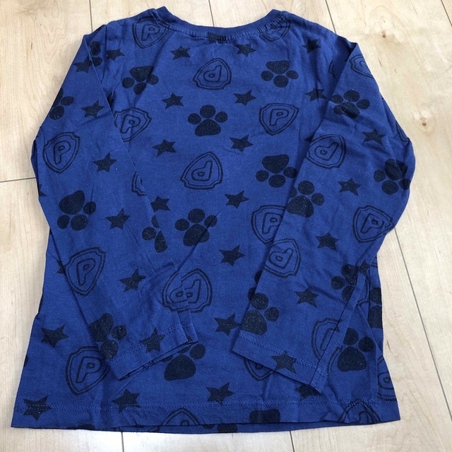 H&M(エイチアンドエム)のH&M パウパトロール　長袖Tシャツ　ネイビー　120 キッズ/ベビー/マタニティのキッズ服男の子用(90cm~)(Tシャツ/カットソー)の商品写真