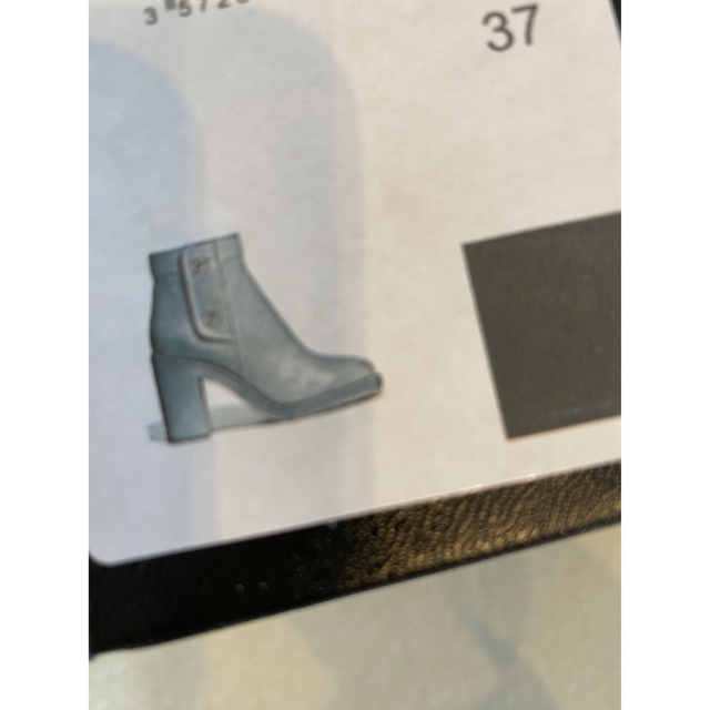 CHANEL(シャネル)のCHANEL シャネル　ブーツ レディースの靴/シューズ(ブーツ)の商品写真