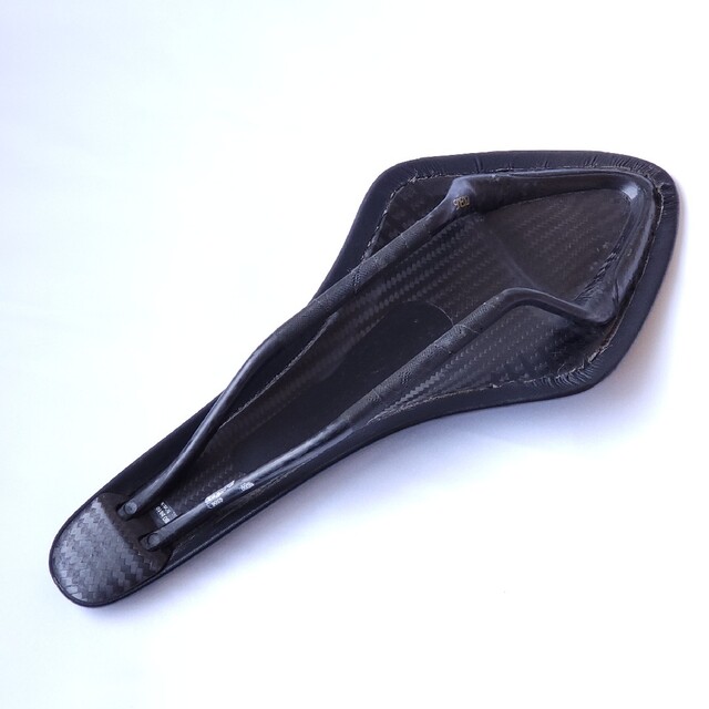 フィジーク Fizik ARIONE 00 カーボン軽量薄型サドル-hybridautomotive.com
