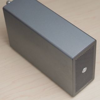 超小型eGPU akitio node lite thunderbolt3(PC周辺機器)