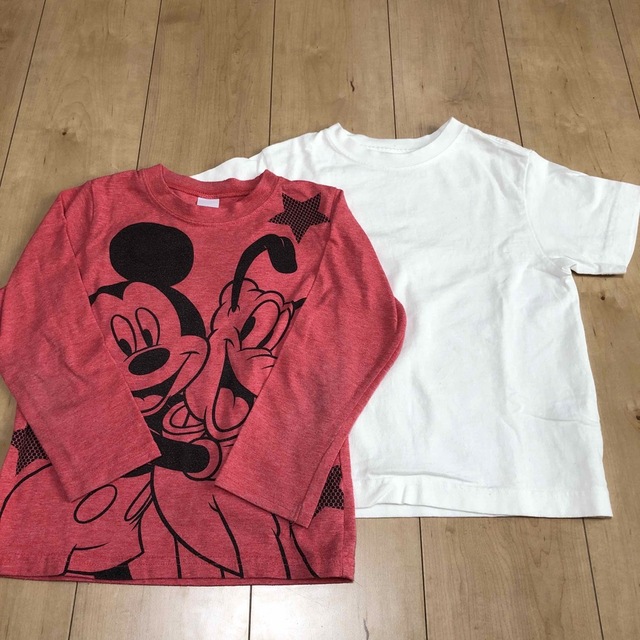 長袖Tシャツ　半袖白Tシャツ　120 セット売り　 キッズ/ベビー/マタニティのキッズ服男の子用(90cm~)(Tシャツ/カットソー)の商品写真