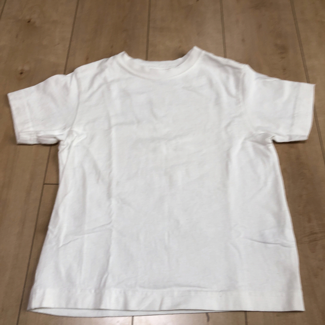 長袖Tシャツ　半袖白Tシャツ　120 セット売り　 キッズ/ベビー/マタニティのキッズ服男の子用(90cm~)(Tシャツ/カットソー)の商品写真