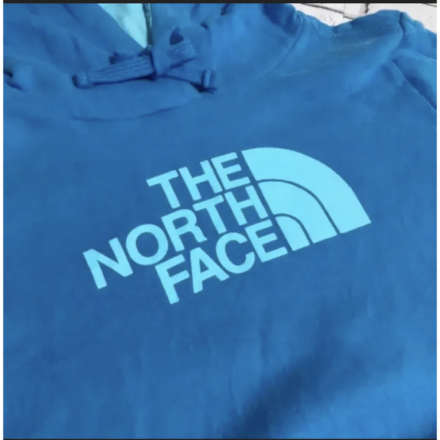 THE NORTH FACE(ザノースフェイス)のザノースフェイス☆ ビッグロゴプリントレッドスエットパーカー Lサイズ メンズのトップス(パーカー)の商品写真
