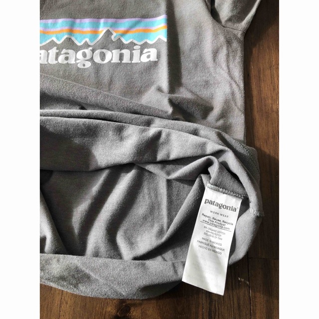 patagonia(パタゴニア)のふかひれ様専用　パタゴニア　長袖Ｔシャツ140-150 キッズ/ベビー/マタニティのキッズ服女の子用(90cm~)(Tシャツ/カットソー)の商品写真