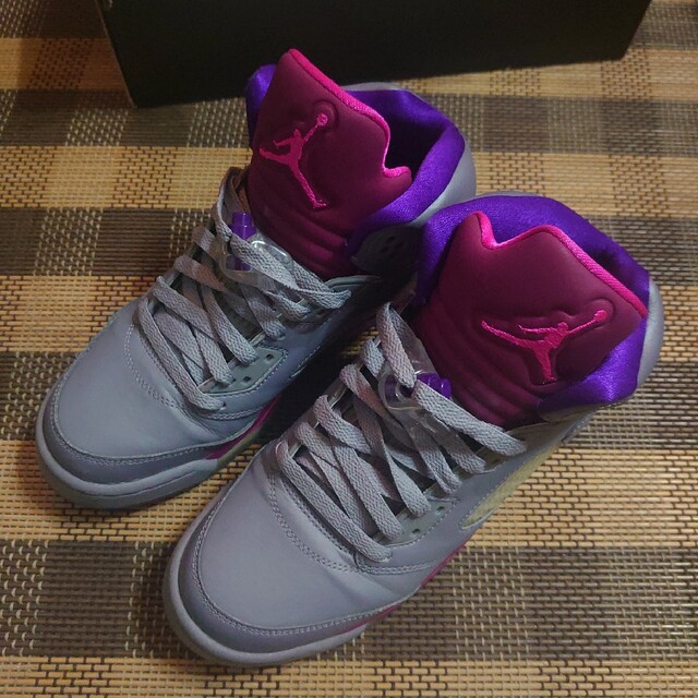 堂本剛(ENDRECHERI)着用 (同型/同色) AIR JORDAN 5