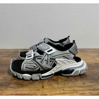 バレンシアガ(Balenciaga)のBalenciaga(バレンシアガ)  トラック　サンダル(サンダル)