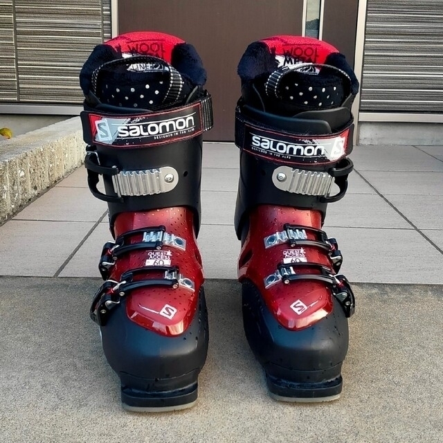 SALOMONスキーブーツ