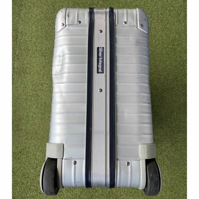RIMOWA - 希少RIMOWA 60ℓ 中身美品の通販 by 🌲FoRast🌲shop RIMOWA - 希少RIMOWA 60ℓ 中身美品の通販 by 🌲FoRast🌲shop