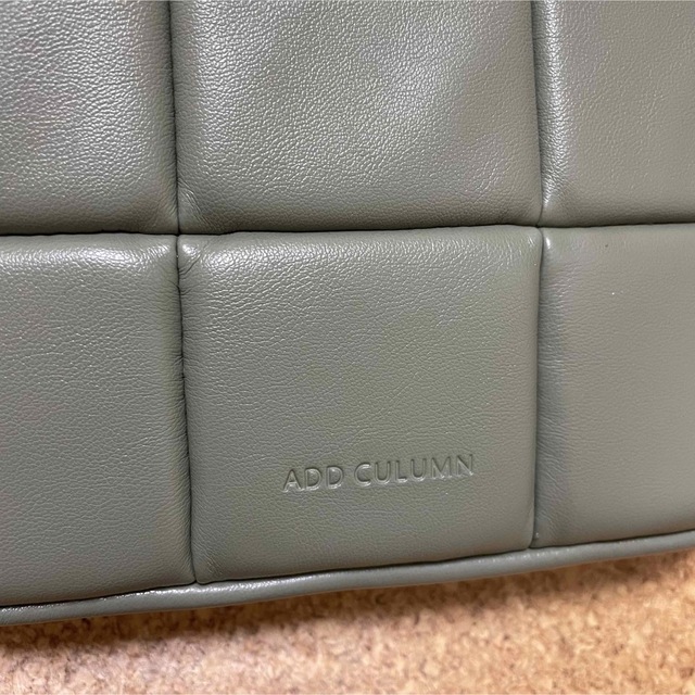 ADD CULUMN(アドカラム)のアドカラム ADD CULUMN パフクロスボディーショルダーバッグ レディースのバッグ(ショルダーバッグ)の商品写真