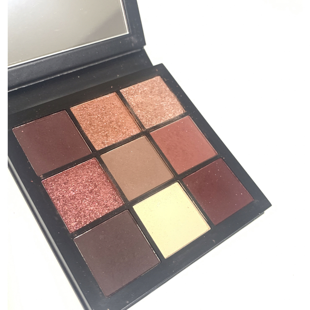 Sephora(セフォラ)のHUDA BEAUTY アイシャドウパレット　mauve コスメ/美容のベースメイク/化粧品(アイシャドウ)の商品写真