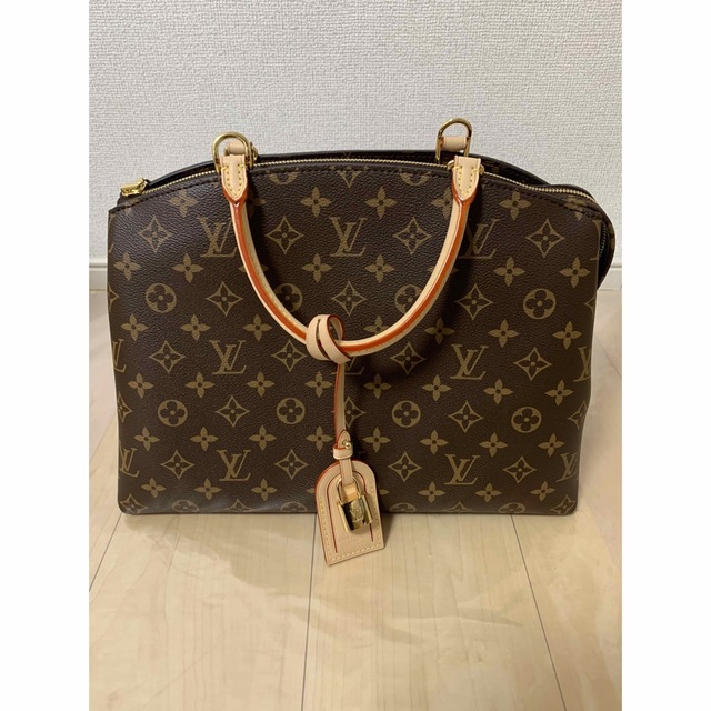 贅沢 LOUIS VUITTON MM グラン・パレ ルイヴィトン - ハンドバッグ