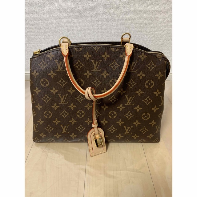 LOUIS VUITTON - ルイヴィトン グラン・パレ MMの通販 by バタ's shop