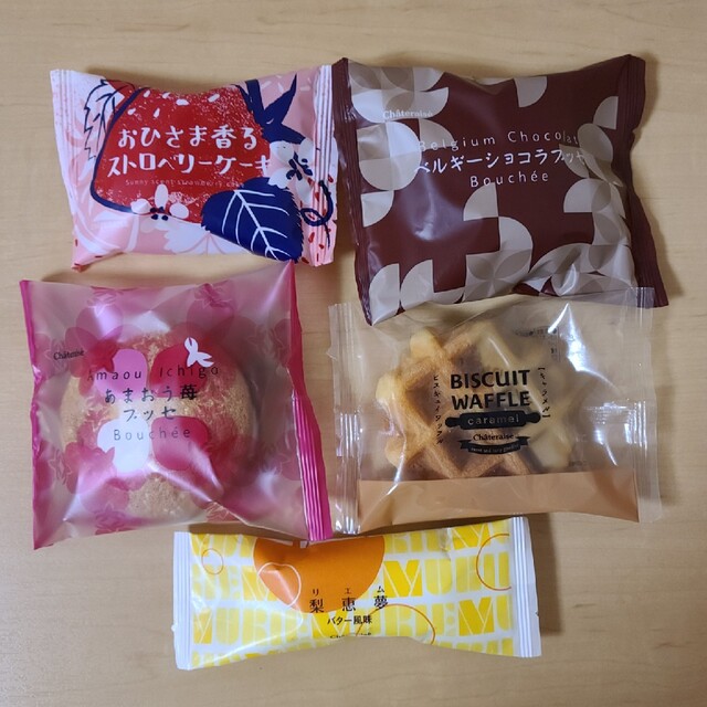 洋菓子+和菓子　7個セット 食品/飲料/酒の食品(菓子/デザート)の商品写真