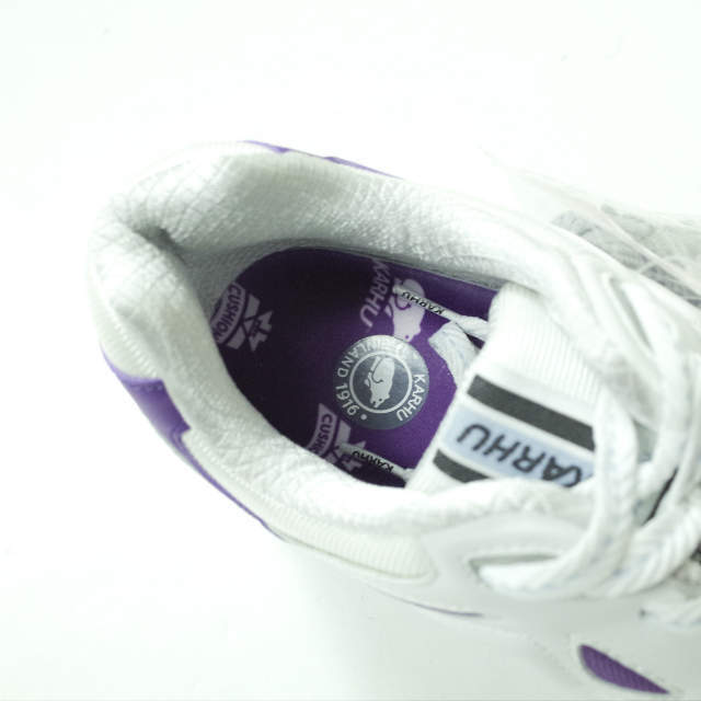 KARHU(カルフ)のKARHU カルフ LEGACY レガシー F806001 US10(28cm) Bright White/Tillandsia Purple スニーカー シューズ【新古品】【中古】【KARHU】 メンズの靴/シューズ(スニーカー)の商品写真