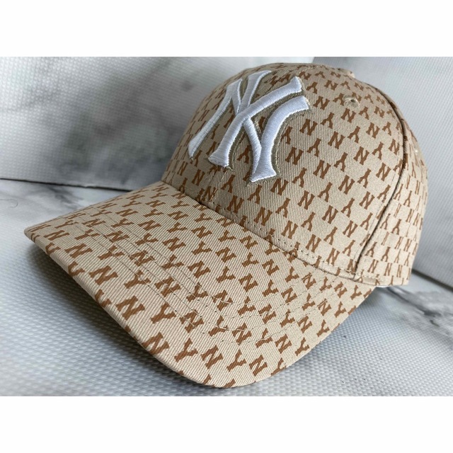 MLB ニューヨーク・ヤンキース　キャップ帽子 ブラウン メンズの帽子(キャップ)の商品写真