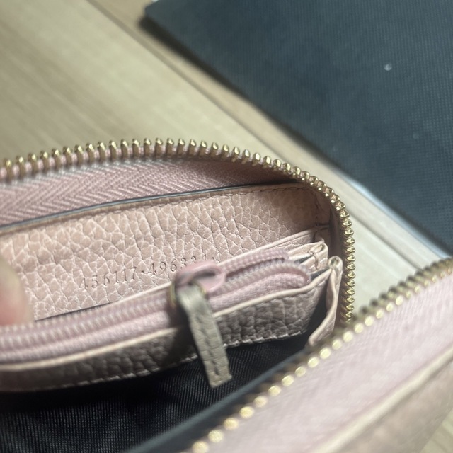 Gucci(グッチ)のGUCCI グッチ プチ マーモント ラウンドファスナー 長財布 レディースのファッション小物(財布)の商品写真