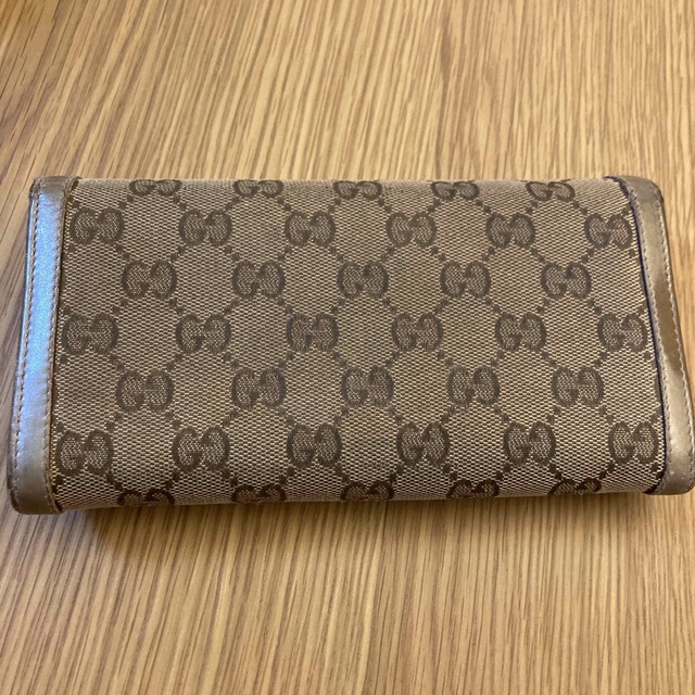 Gucci(グッチ)のGUCCI 長財布 レディースのファッション小物(財布)の商品写真