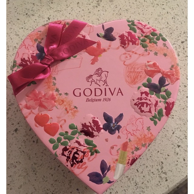 90%OFF!】 ゴディバ ときめく心 ハート セレクション 12粒6粒入 GODIVA