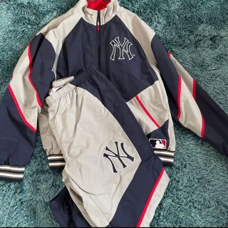 シュプリーム(Supreme)のsupreme Yankees セットアップ(ナイロンジャケット)