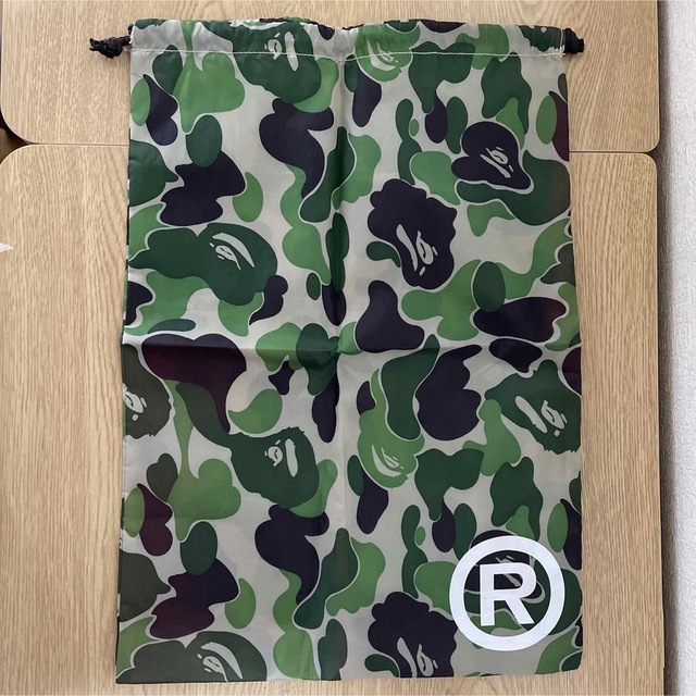 A BATHING APE(アベイシングエイプ)のエイプAPE  巾着袋　雑誌の付録 メンズのメンズ その他(その他)の商品写真