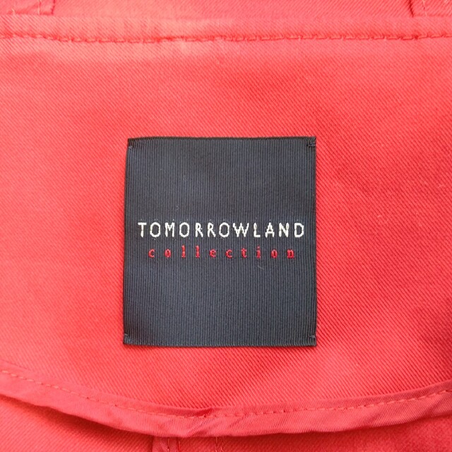 TOMORROWLAND(トゥモローランド)のポンチョ TOMORROWLAND 赤 美品 38サイズ レディースのジャケット/アウター(ポンチョ)の商品写真