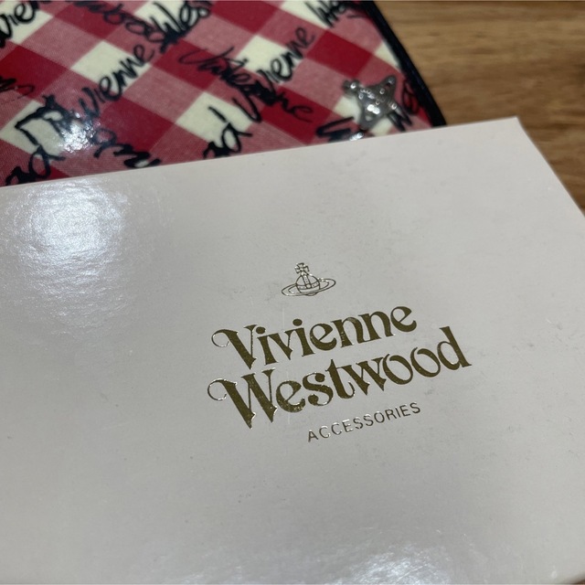 Vivienne Westwood(ヴィヴィアンウエストウッド)のVivienne Westwood パスケース レディースのファッション小物(パスケース/IDカードホルダー)の商品写真