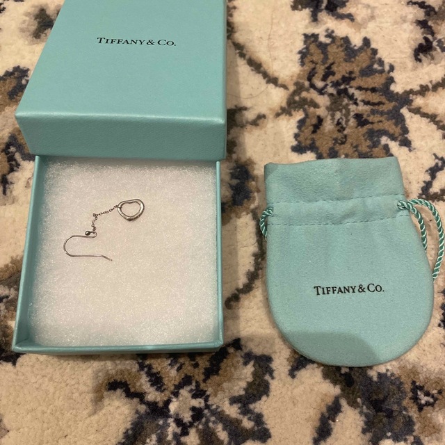 Tiffany & Co.(ティファニー)のティファニー　オープンハート　片耳　ピアス レディースのアクセサリー(ピアス)の商品写真