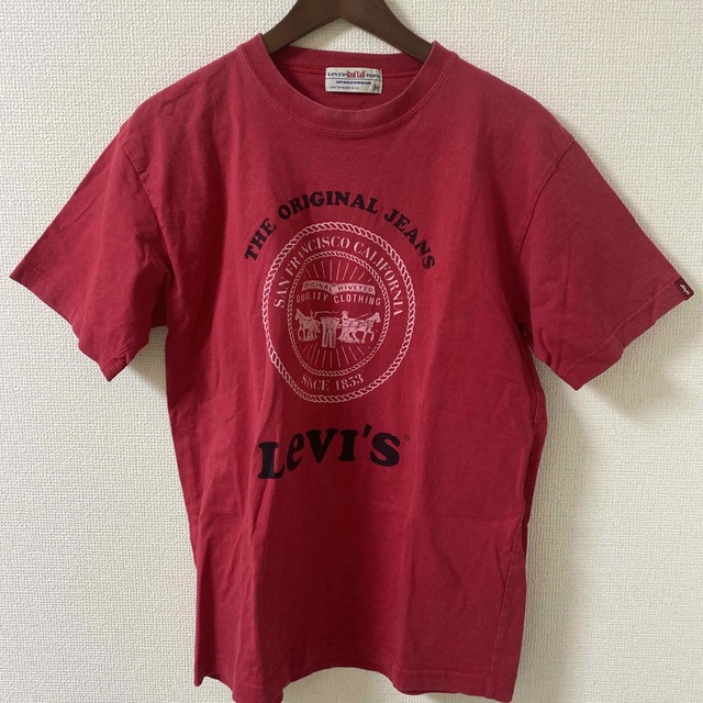 Levi's(リーバイス)の美品　リーバイス　tシャツ　レッドタブ　古着　ヴィンテージ　希少 メンズのトップス(Tシャツ/カットソー(半袖/袖なし))の商品写真