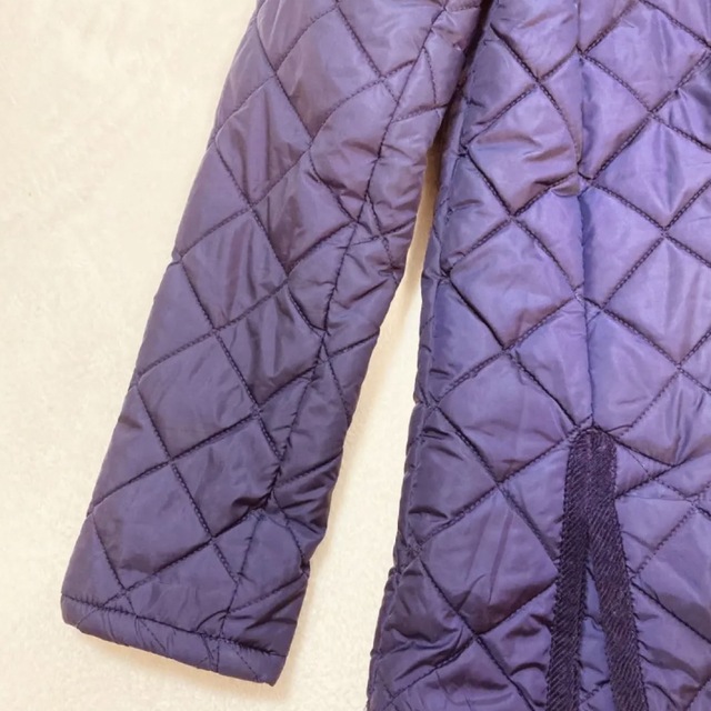 パープル　キルティングジャケット　M  紫　送料無料　匿名発送 レディースのジャケット/アウター(その他)の商品写真