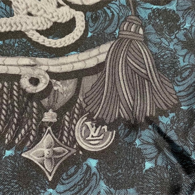 LOUIS VUITTON(ルイヴィトン)の本物 ルイヴィトン 花柄 アートデザイン シルク切替 半袖 ニット セーター S レディースのトップス(ニット/セーター)の商品写真
