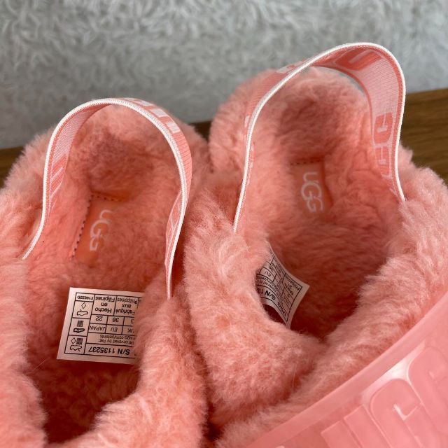 【新品】ugg★ファジータクリア★ FUZZITACLEAR ★ピンク★厚底