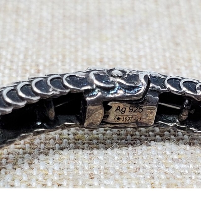 GUCCI - 【超レア廃盤未使用に近い品】GUCCI スネーク ピアス 蛇 GUCCI - 【超レア廃盤未使用に近い品】GUCCI スネーク ピアス 蛇