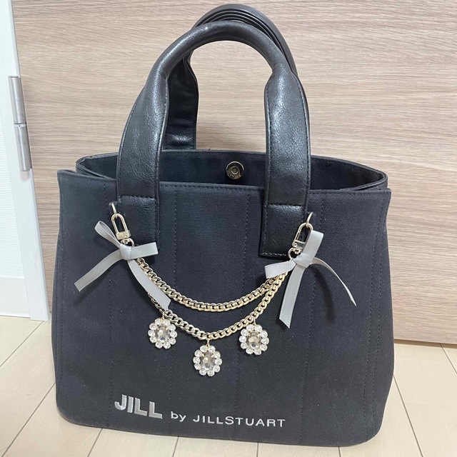 JILL by JILLSTUART(ジルバイジルスチュアート)のJILL BY JILLSTUART バッグ レディースのバッグ(ハンドバッグ)の商品写真