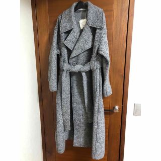 イッセイミヤケ(ISSEY MIYAKE)の新品　イッセイミヤケ　strata ロングコート　issey miyake(ロングコート)