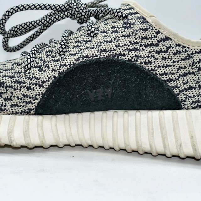 adidas(アディダス)のADIDAS YEEZY BOOST 350 TURTLE DOVE アディダス メンズの靴/シューズ(スニーカー)の商品写真